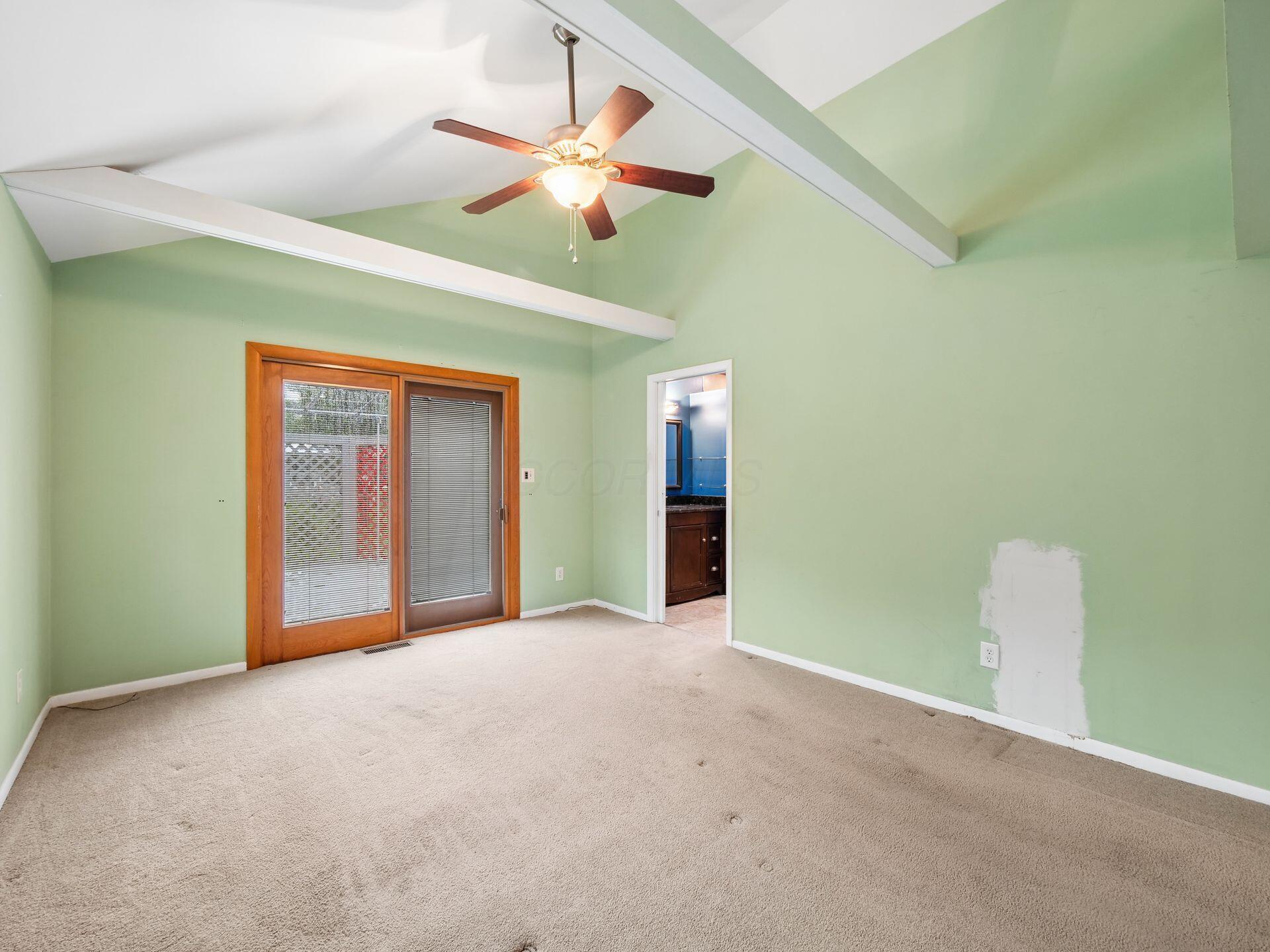 2433 Fishinger Road Upper Arlington, OH 43221 - Photo 22 of 51 Primary Bedroom w/ Vaulted Ceiling