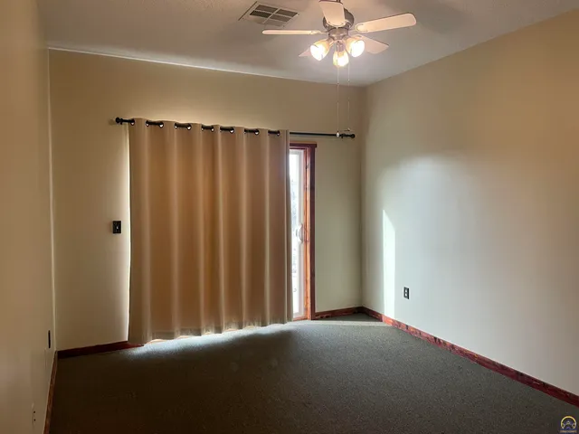 $599,900 | 1325 Southeast 85th Street, Wakarusa, KS 66546