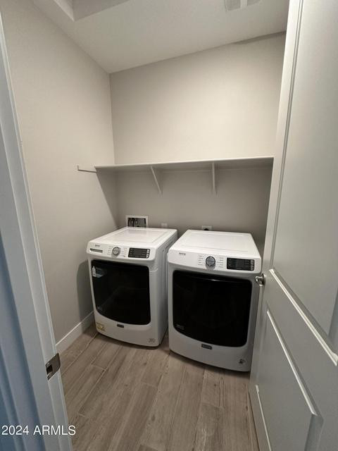 13209 West Roy Rogers Road Peoria, AZ 85383 - Photo 18 of 22 a view of washer and dryer