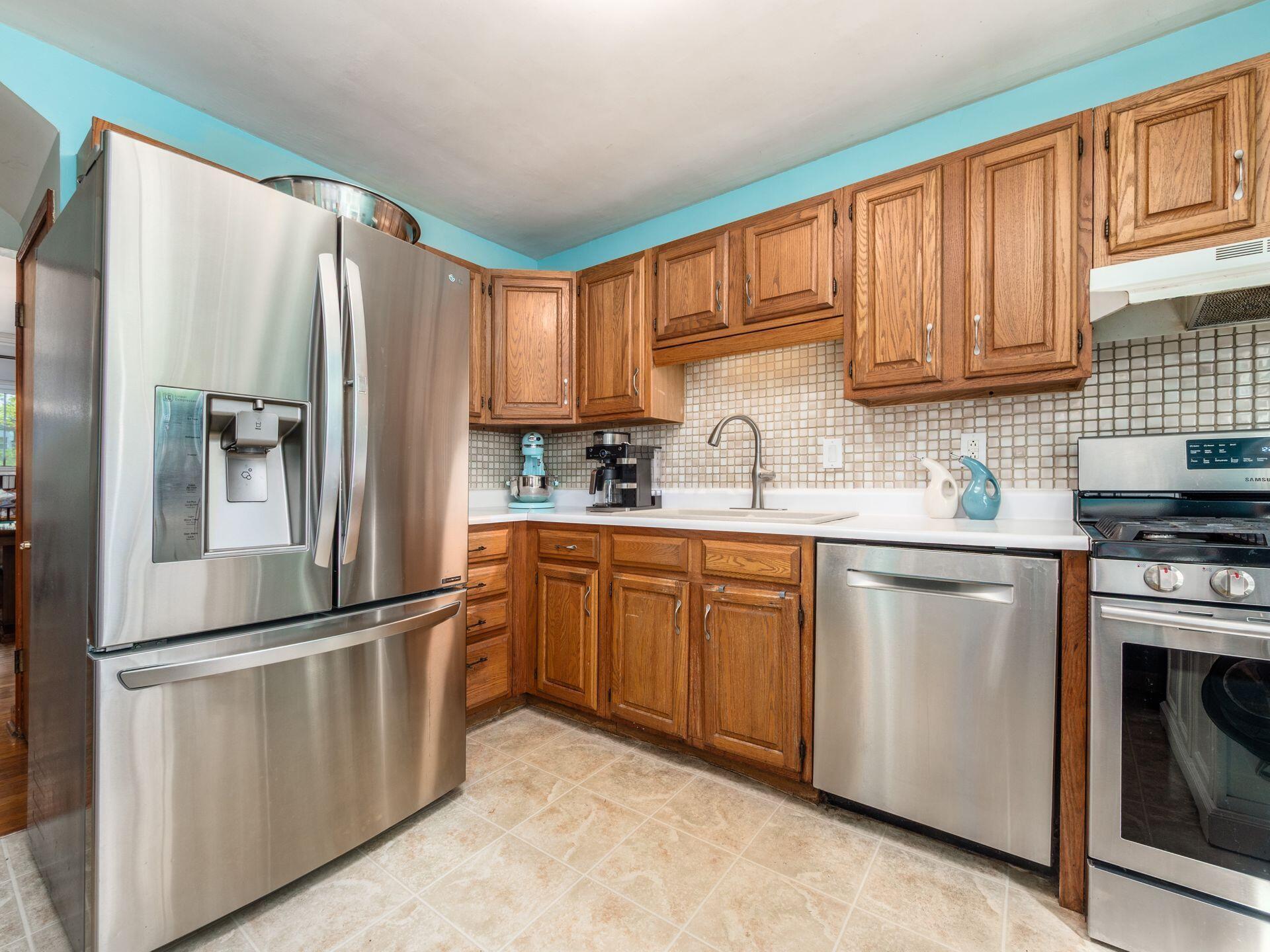 3186 Mountview Road Columbus, OH 43221 - Photo 11 of 46 Gallery Image 11