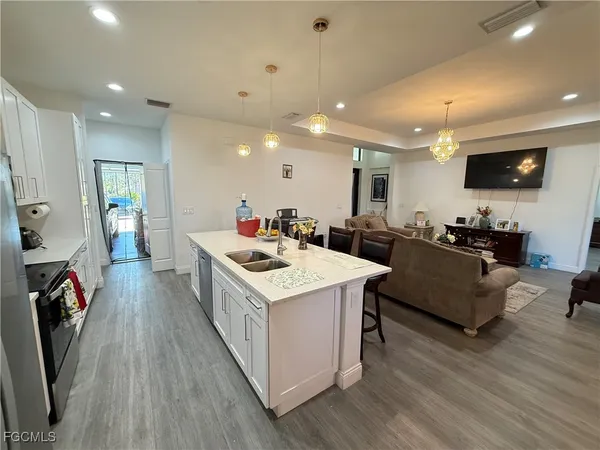 $2,300 | 1407 Eighth Avenue, Lehigh Acres, FL 33972