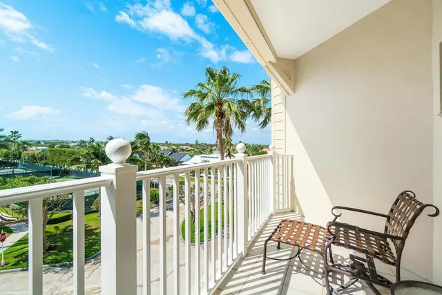 $1,749,999 | 120 Ocean Grande Boulevard, Unit 403, Jupiter, FL 33477