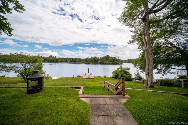 a view of a lake with houses