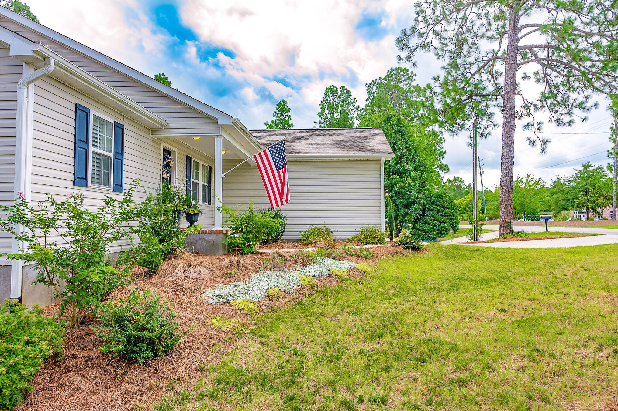 4355 Murdocksville Road Pinehurst, NC 28374 - Photo 3 of 42 4355 Murdocksville-65