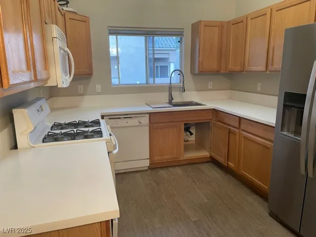 $1,500 | 2001 Jade Creek Street, Unit 202, Las Vegas, NV 89117