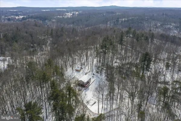 $430,000 | 444 Castleton Ford Road, Castleton, VA 22716