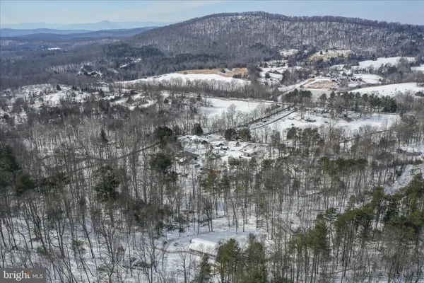 $430,000 | 444 Castleton Ford Road, Castleton, VA 22716