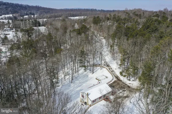 $430,000 | 444 Castleton Ford Road, Castleton, VA 22716