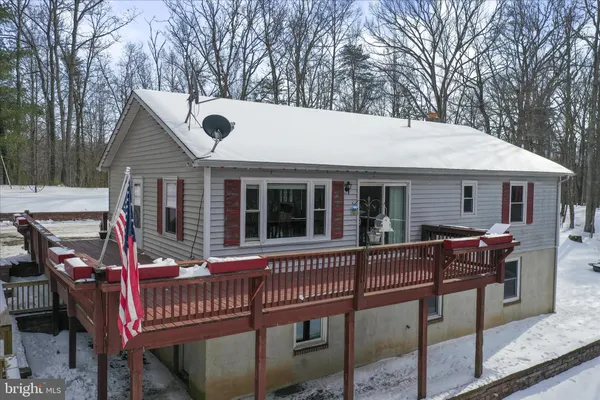 $430,000 | 444 Castleton Ford Road, Castleton, VA 22716