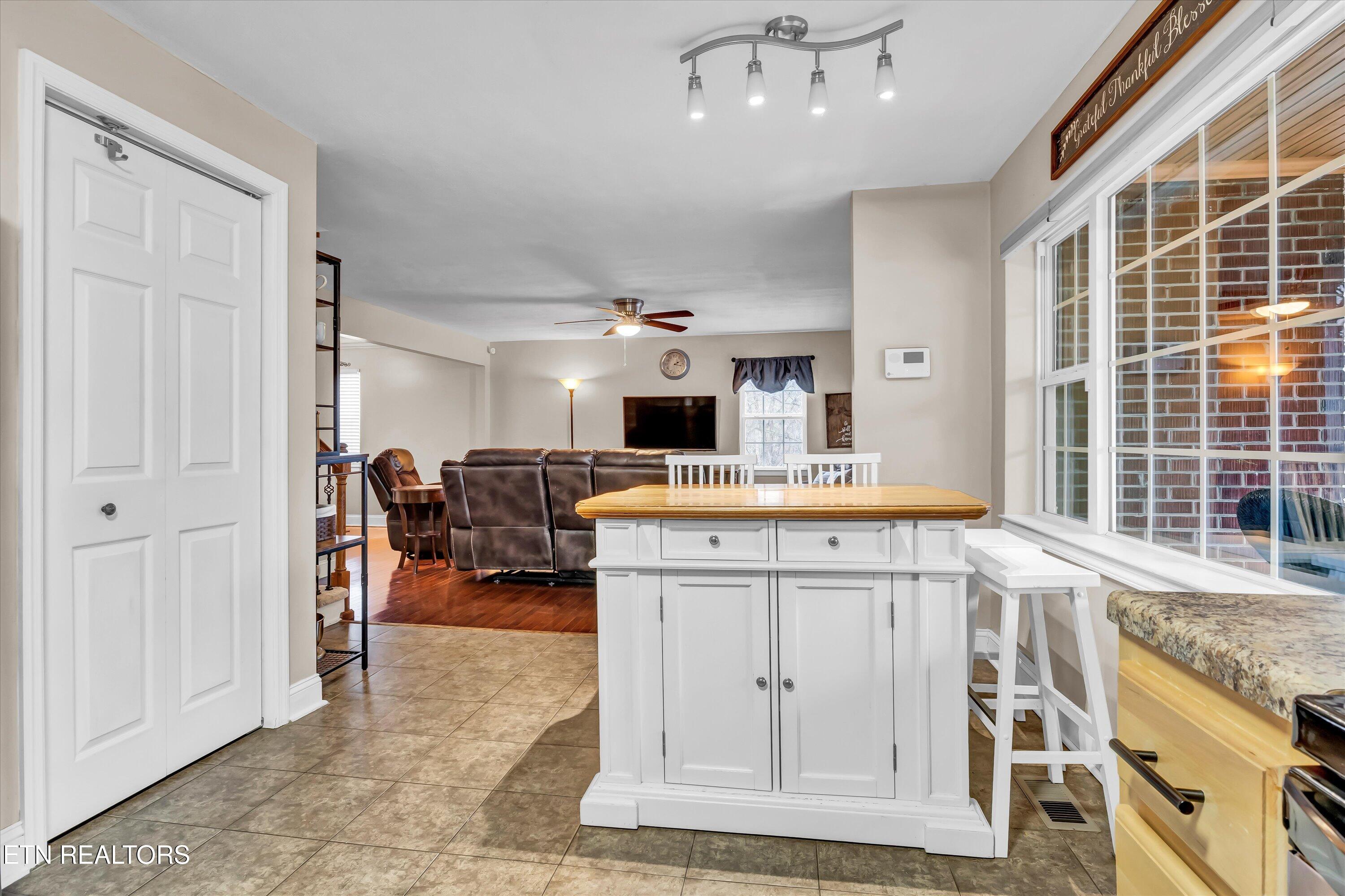 1133 Catlett Road Knoxville, TN 37932 - Photo 15 of 33 Kitchen