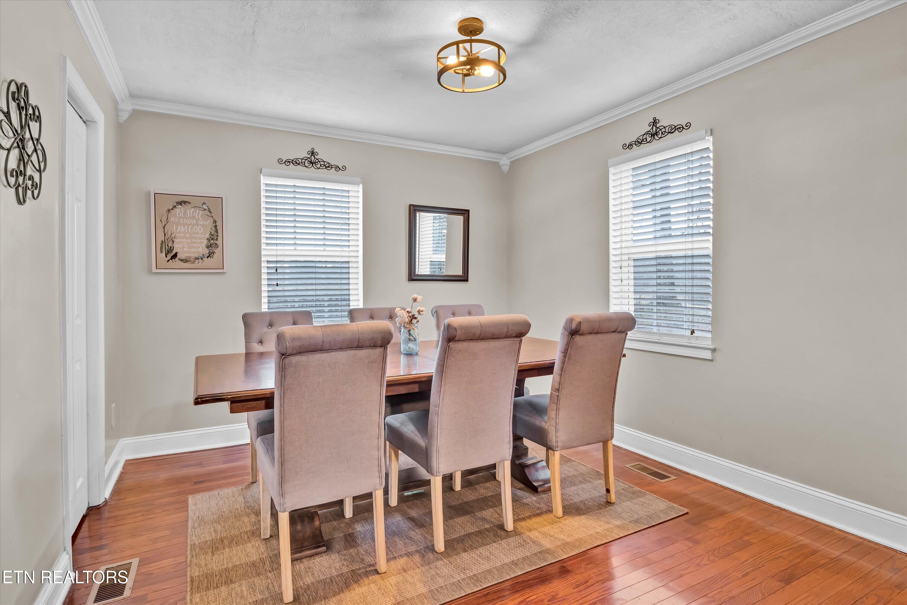 1133 Catlett Road Knoxville, TN 37932 - Photo 17 of 33 Dinin