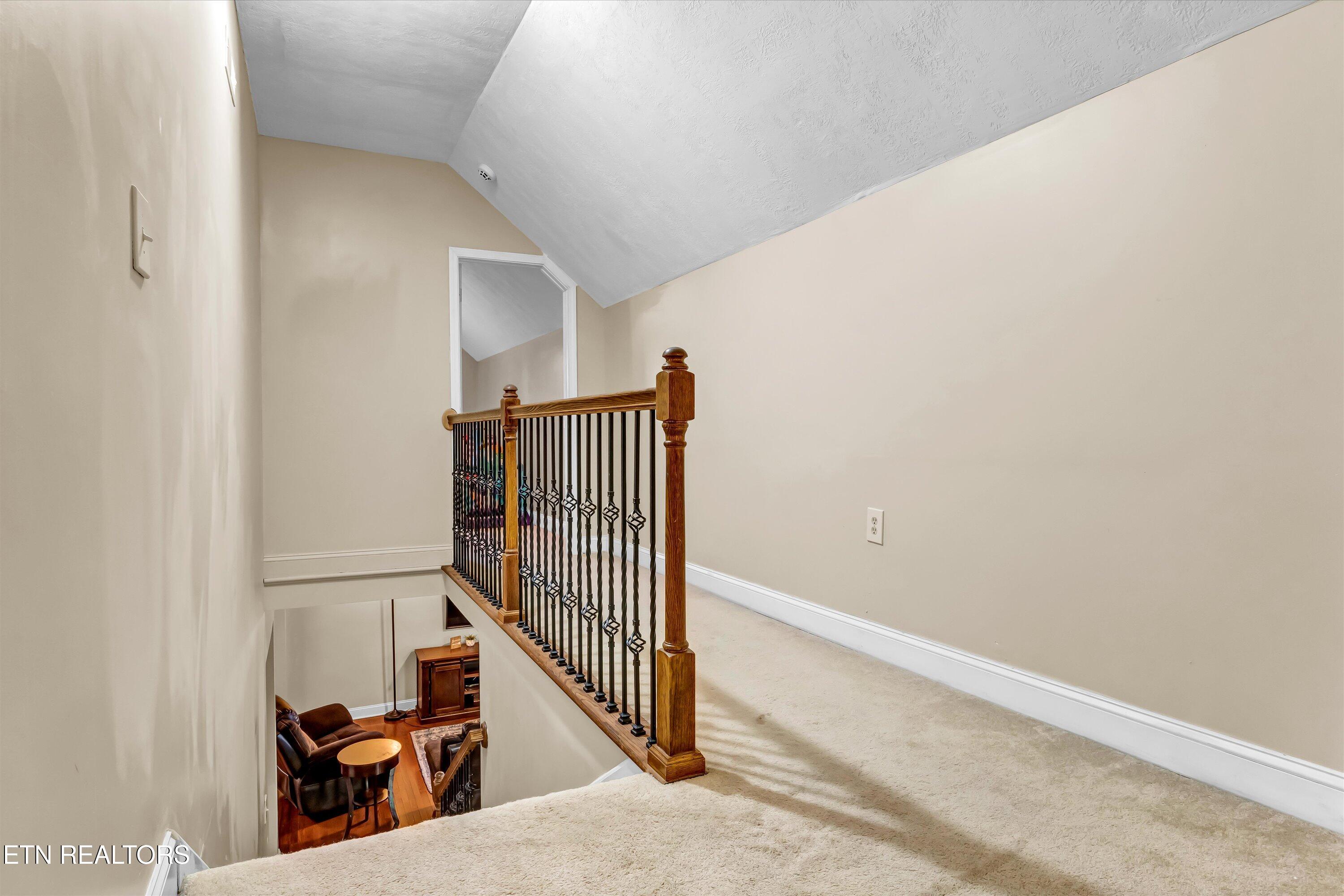 1133 Catlett Road Knoxville, TN 37932 - Photo 23 of 33 Hallway Landing