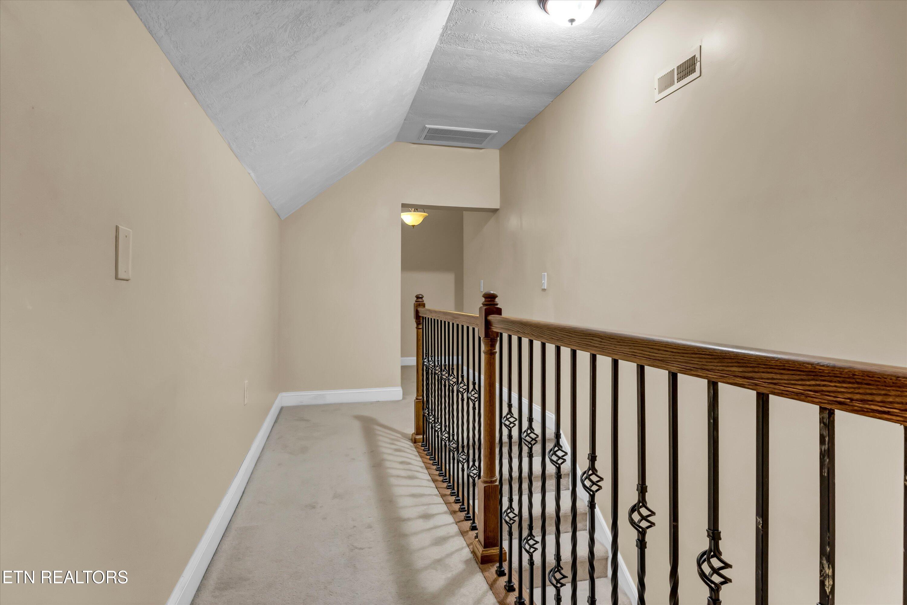 1133 Catlett Road Knoxville, TN 37932 - Photo 26 of 33 Hallway