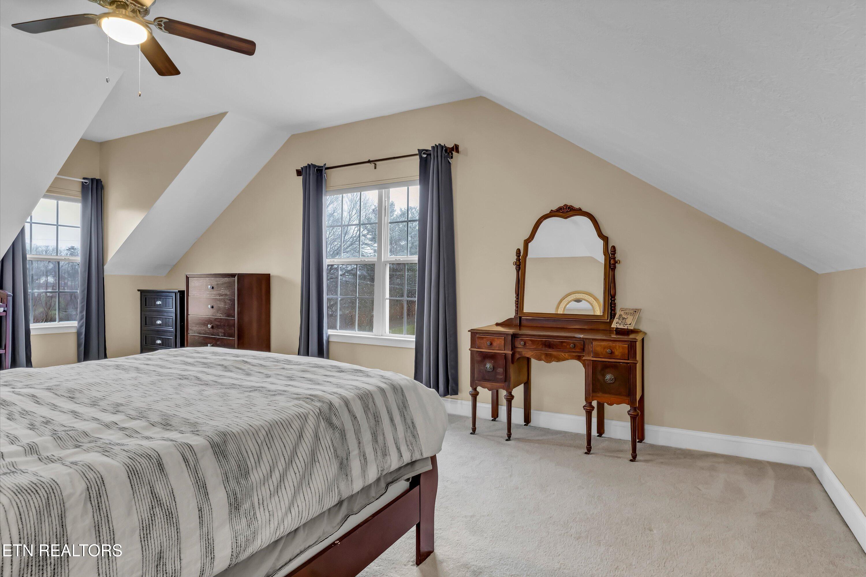 1133 Catlett Road Knoxville, TN 37932 - Photo 29 of 33 Master Bedroom
