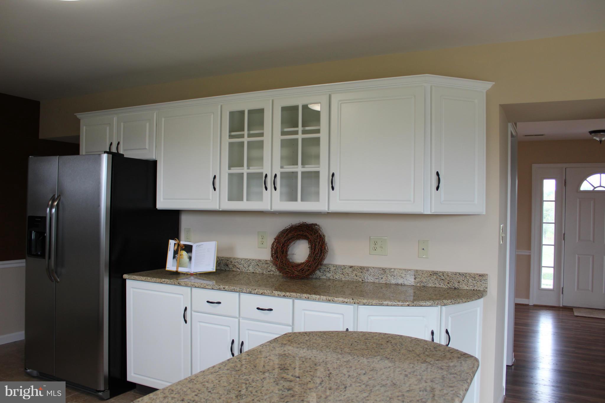17062 Auburn Road Culpeper, VA 22701 - Photo 11 of 30 Beautiful White Cabinets