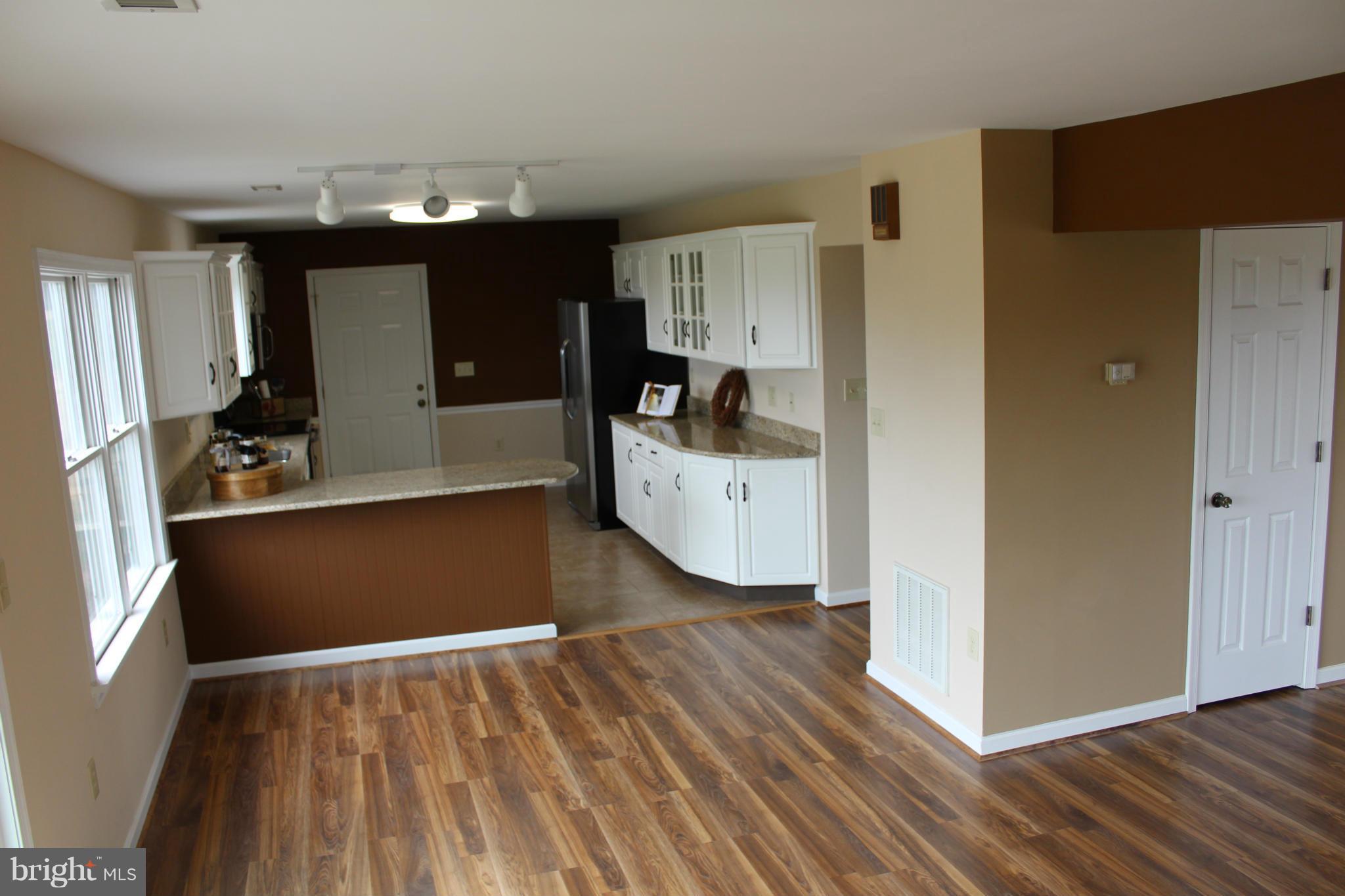 17062 Auburn Road Culpeper, VA 22701 - Photo 8 of 30 Living Room To Kitchen