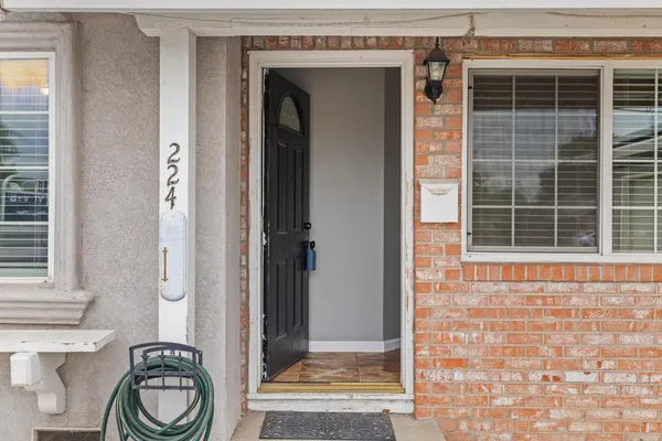 $435,000 | 224 El Capitan Avenue, Manteca, CA 95337