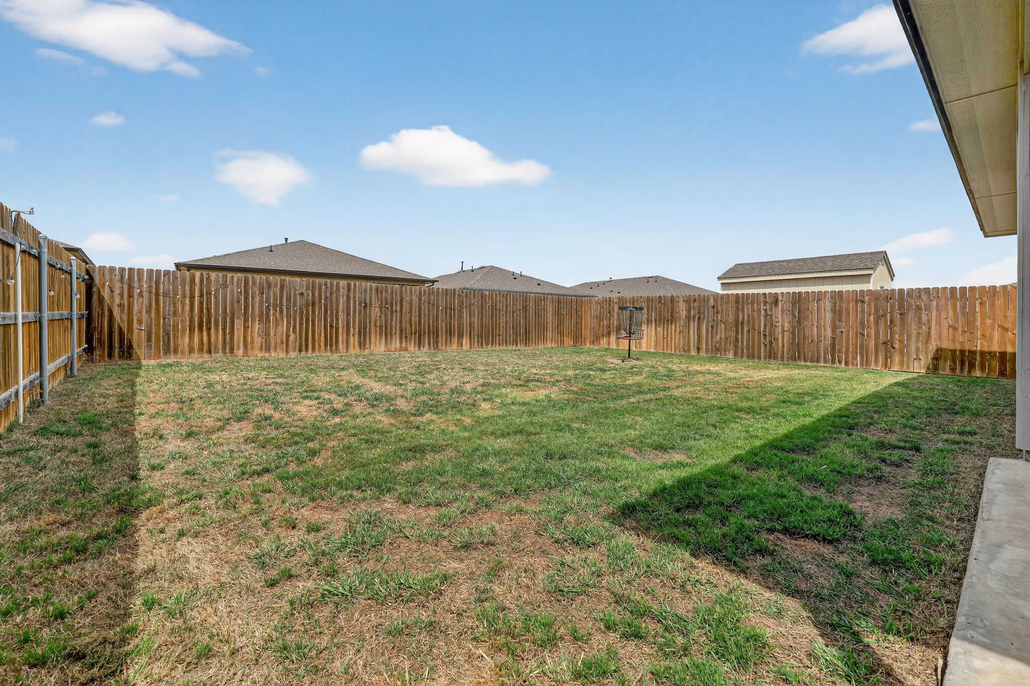 117 Halford Road Georgetown, TX 78633 - Photo 30 of 31 View of fenced backyard
