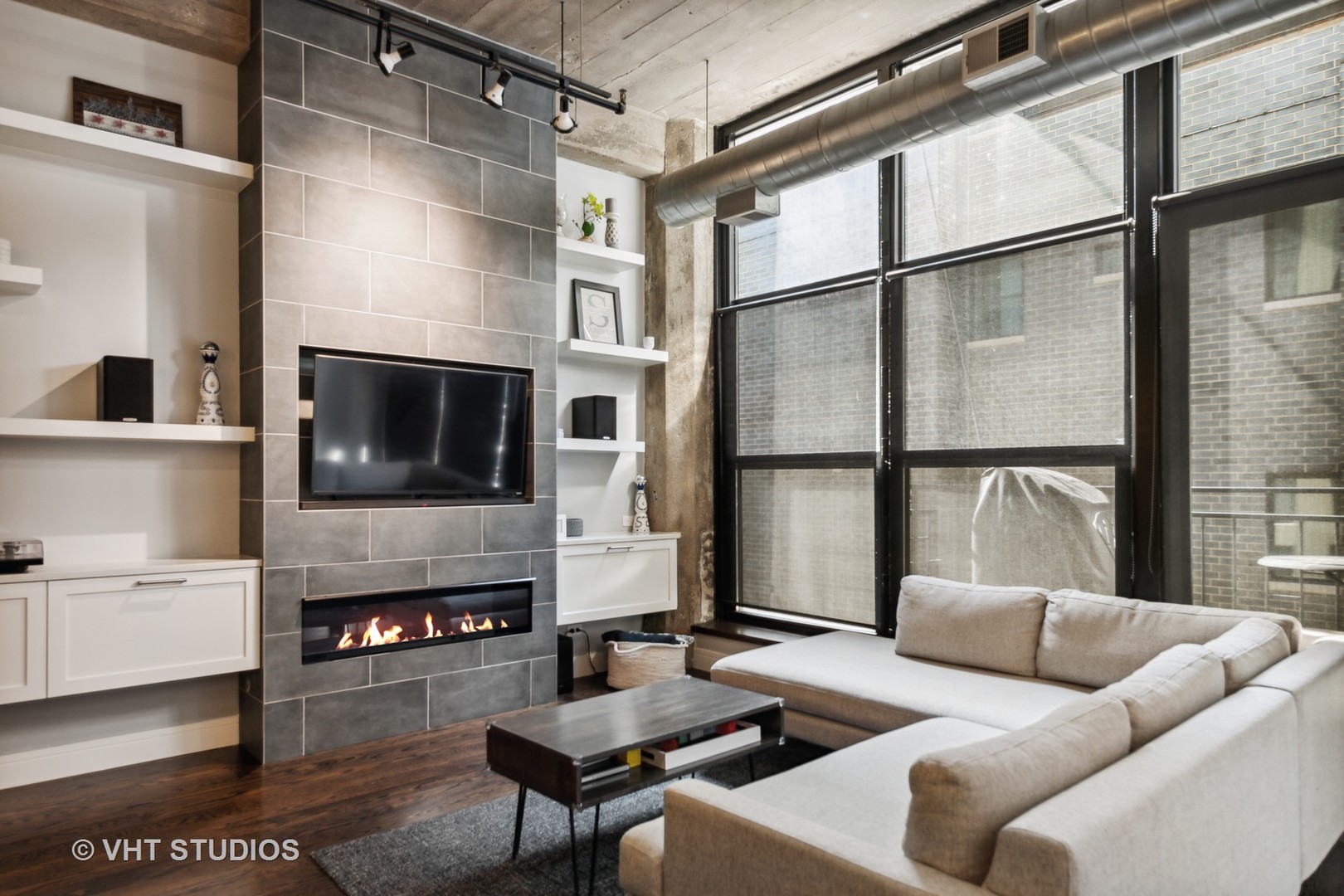 843 West Adams Street, Unit 310 Chicago, IL 60607 - Photo 3 of 14