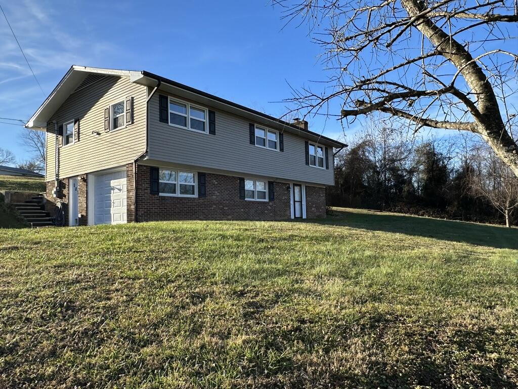 103 Cochran Road Jonesborough, TN 37659 - Photo 2 of 45 big front lawn