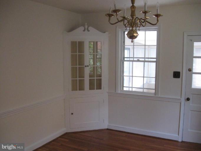 1704 Myrtle Road Silver Spring, MD 20902 - Photo 4 of 30 Dining Room