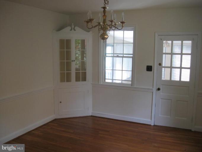 1704 Myrtle Road Silver Spring, MD 20902 - Photo 5 of 30 Dining Room #2