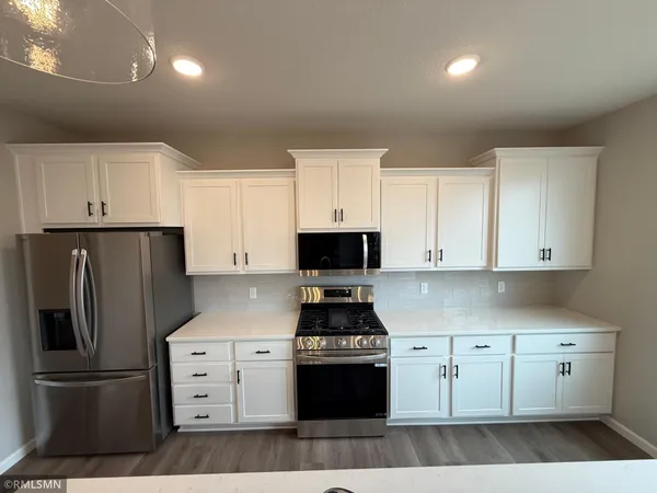 $509,900 | 1642 Meadows Drive, East Bethel, MN 55011