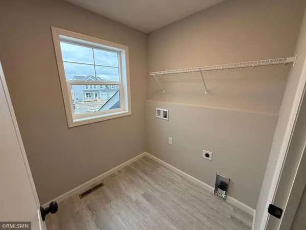 $509,900 | 1642 Meadows Drive, East Bethel, MN 55011