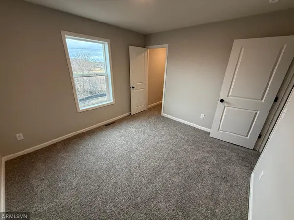 $509,900 | 1642 Meadows Drive, East Bethel, MN 55011