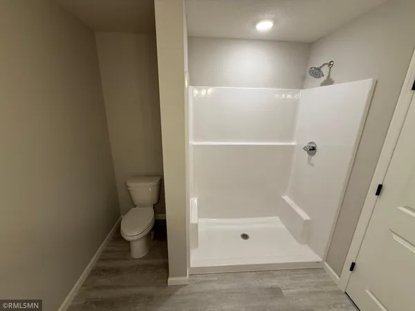 $509,900 | 1642 Meadows Drive, East Bethel, MN 55011