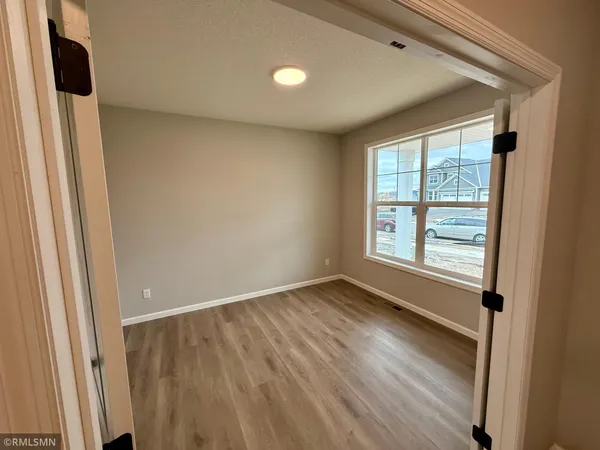 $509,900 | 1642 Meadows Drive, East Bethel, MN 55011