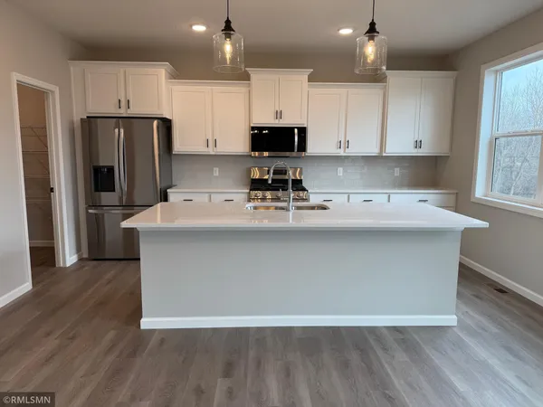 $509,900 | 1642 Meadows Drive, East Bethel, MN 55011
