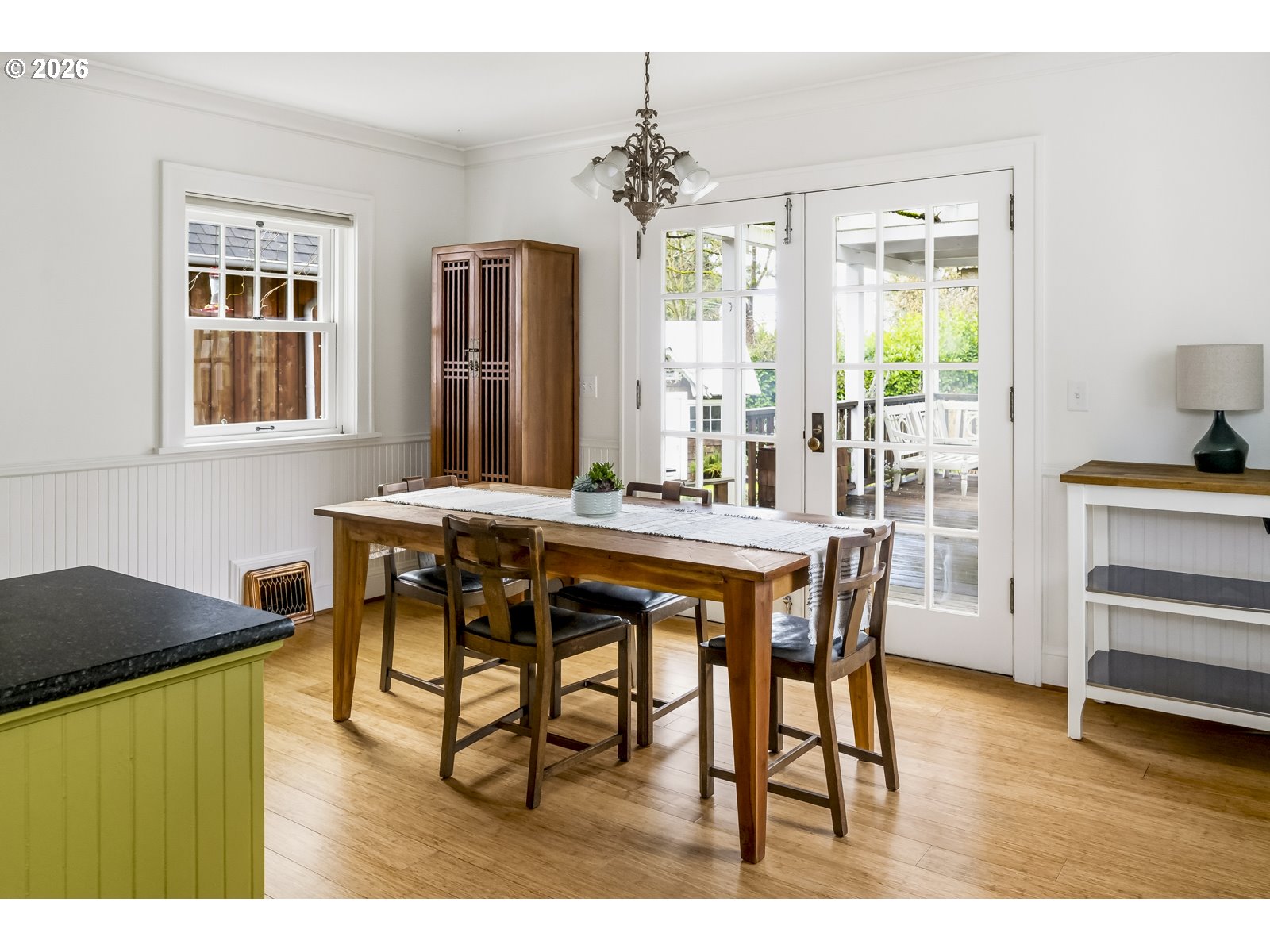 8219 Southwest 56th Avenue Portland, OR 97219 - Photo 12 of 48
