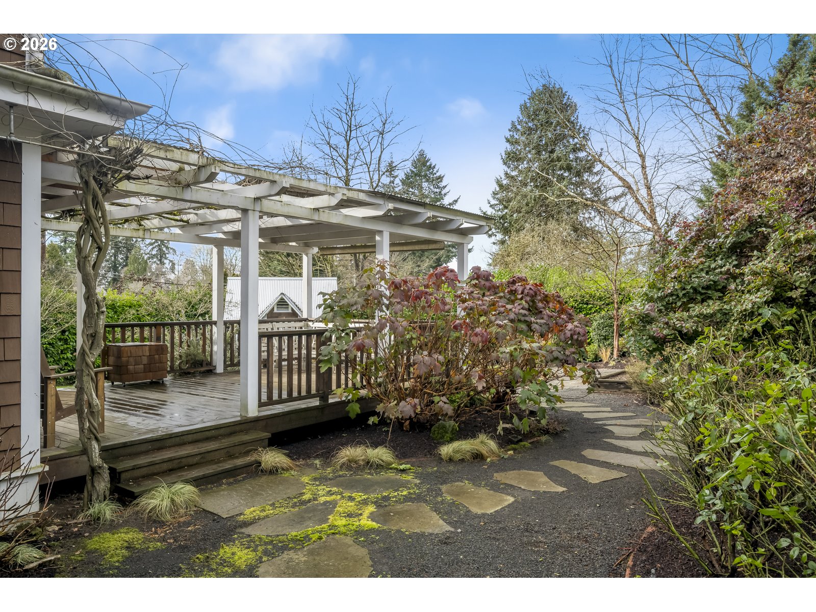 8219 Southwest 56th Avenue Portland, OR 97219 - Photo 41 of 48