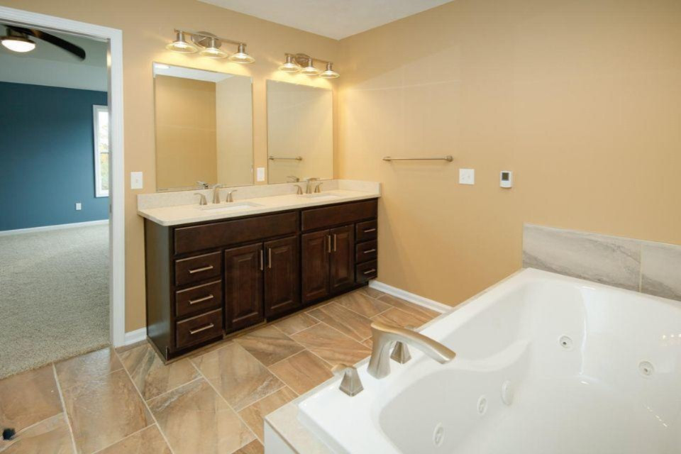 7855 Drake Ridge Kalamazoo, MI 49009 - Photo 24 of 50 20161030230115108336000000-o