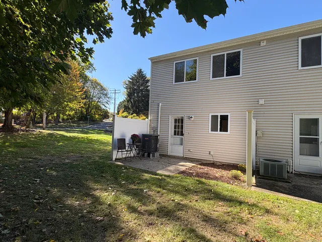 $255,000 | 31 Cortland Place, Unit 31, Ansonia, CT 06401