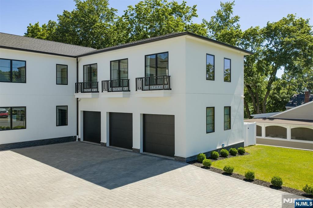 191 Nimitz Road Paramus, NJ 07652 - Photo 48 of 49