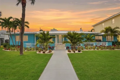 $3,950,000 | 2906 Pass A Grille Way, St. Pete Beach, FL 33706