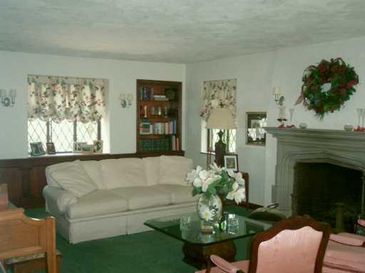 370 Midway Road Mt. Lebanon, PA 15216 - Photo 2 of 8 Other.