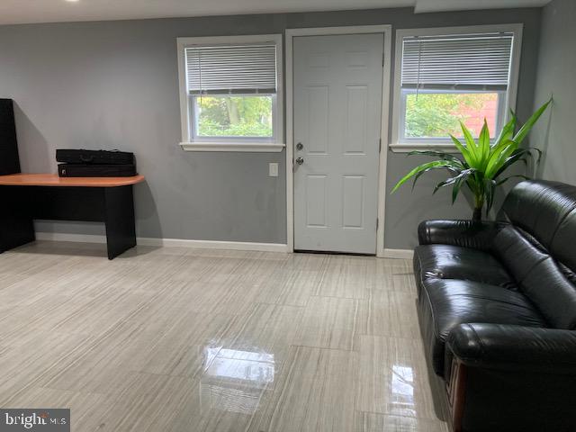 403 Howard Road Cherry Hill, NJ 08034 - Photo 3 of 31