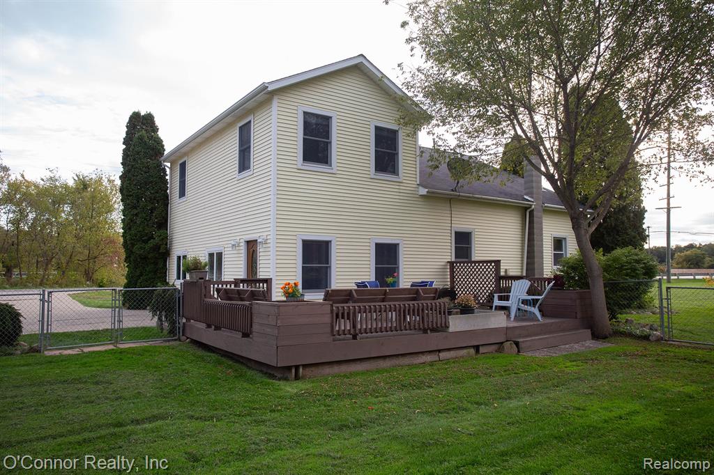 7995 Lakeshore Road Lexington, MI 48450 - Photo 24 of 37