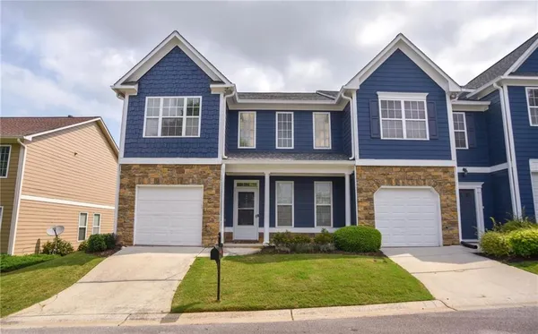 $2,250 | 6616 Splashwater Drive, Flowery Branch, GA 30542