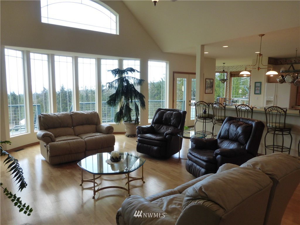 737 McCrorie Road Port Angeles, WA 98362 - Photo 10 of 24 Gallery Image 10