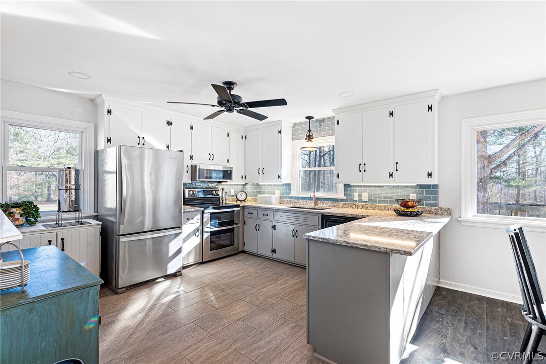 923 Waltons Store Road Louisa, VA 23093 - Photo 3 of 18 Kitchen