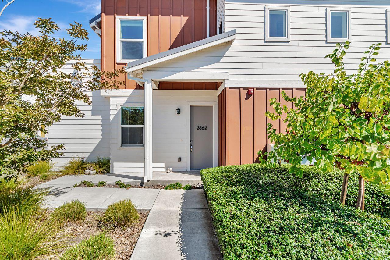 2662 Franz Kafka Avenue Santa Rosa, CA 95404 - Photo 2 of 30