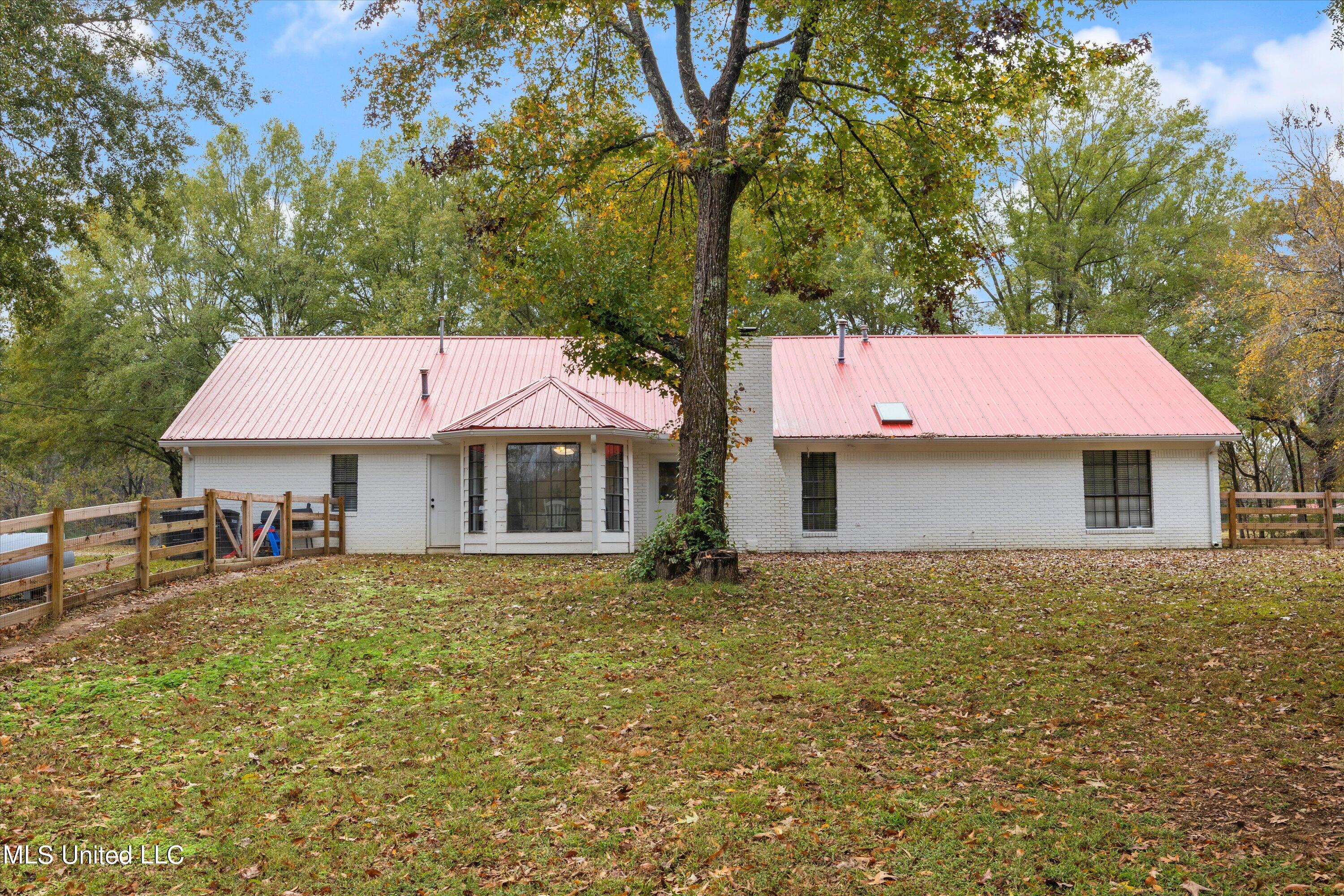 4992 Sycamore Road Coldwater, MS 38618 - Photo 28 of 38 28-IMG_4859