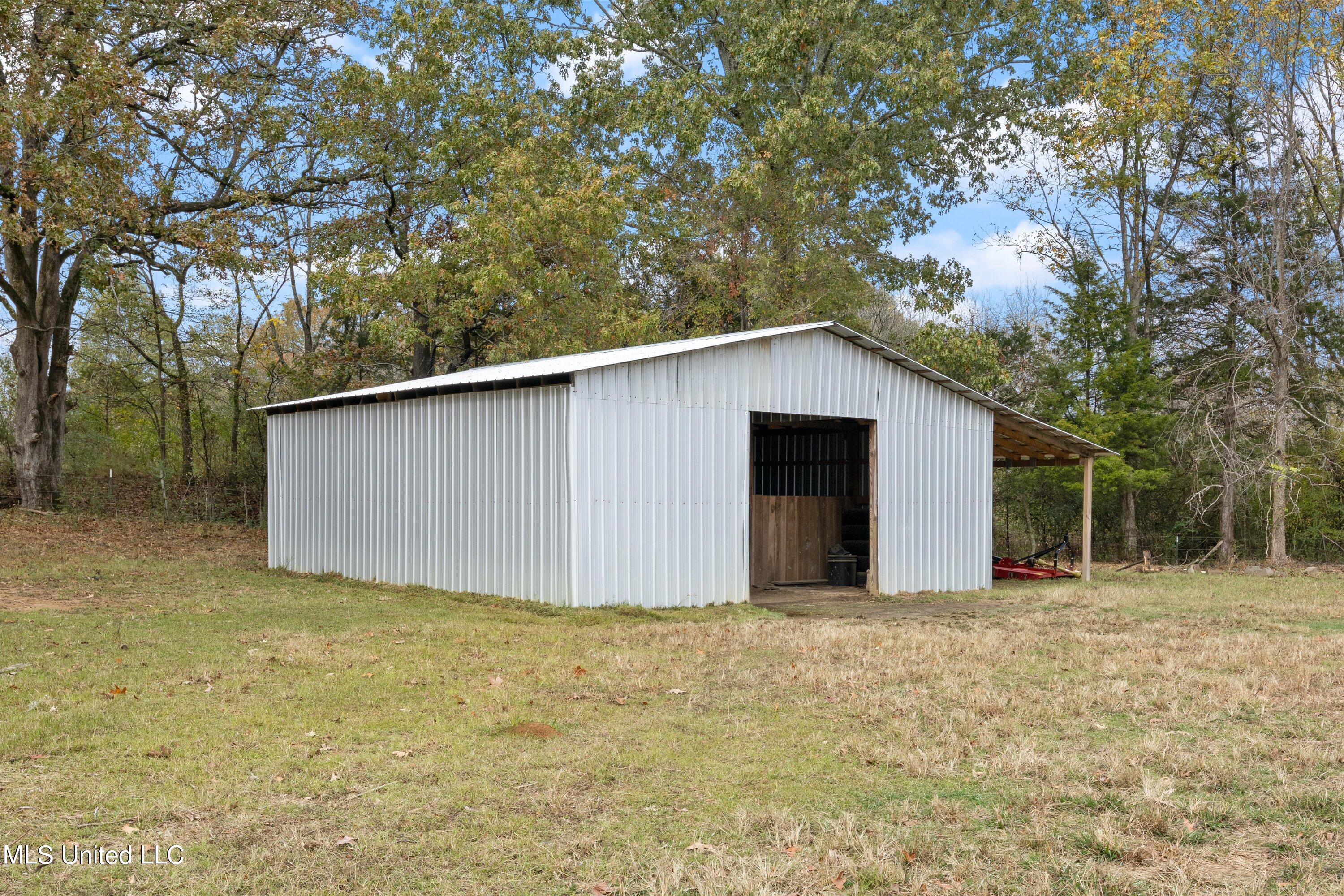 4992 Sycamore Road Coldwater, MS 38618 - Photo 32 of 38 32-IMG_4868