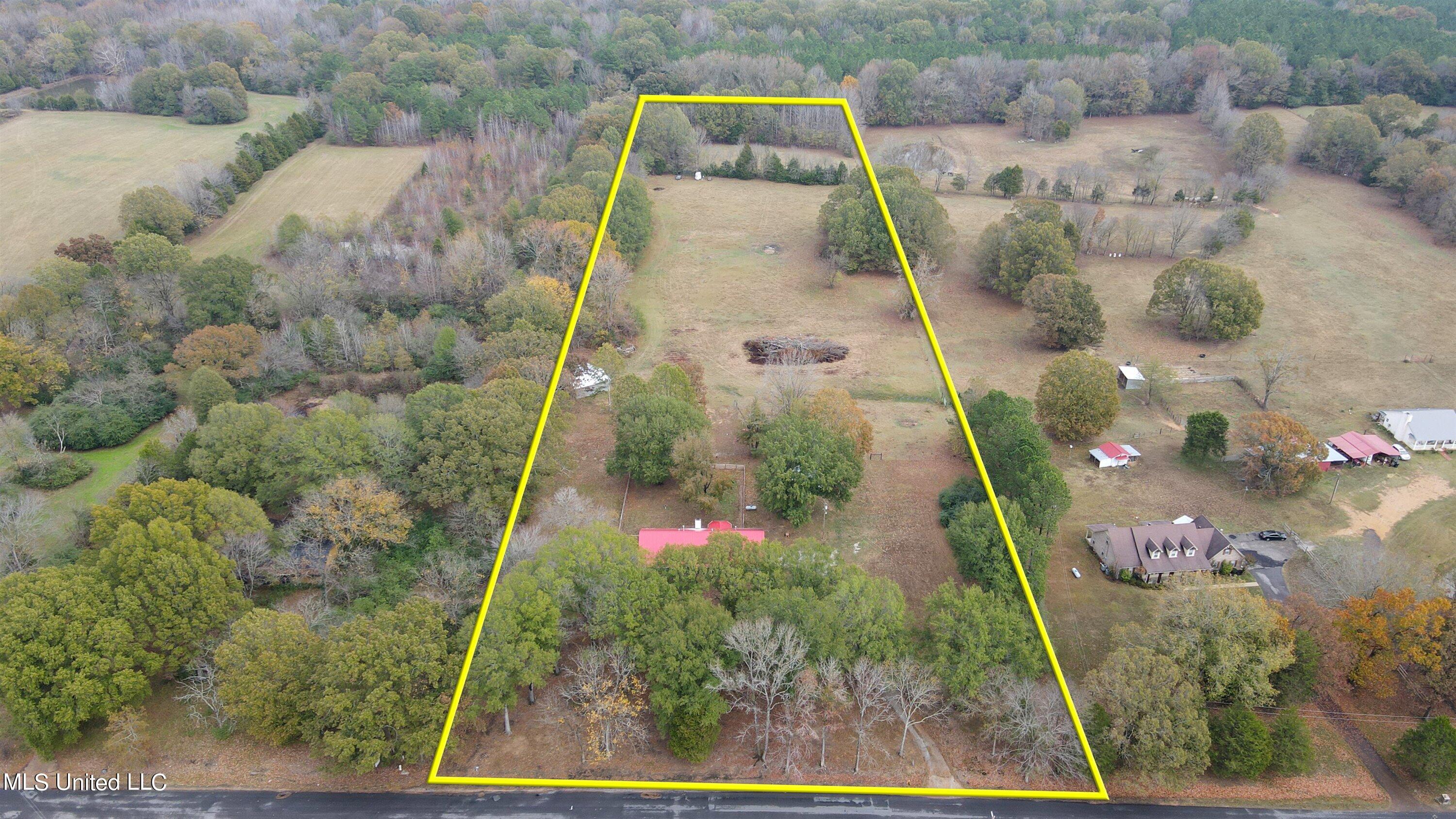 4992 Sycamore Road Coldwater, MS 38618 - Photo 33 of 38 34-DJI_0981-lines