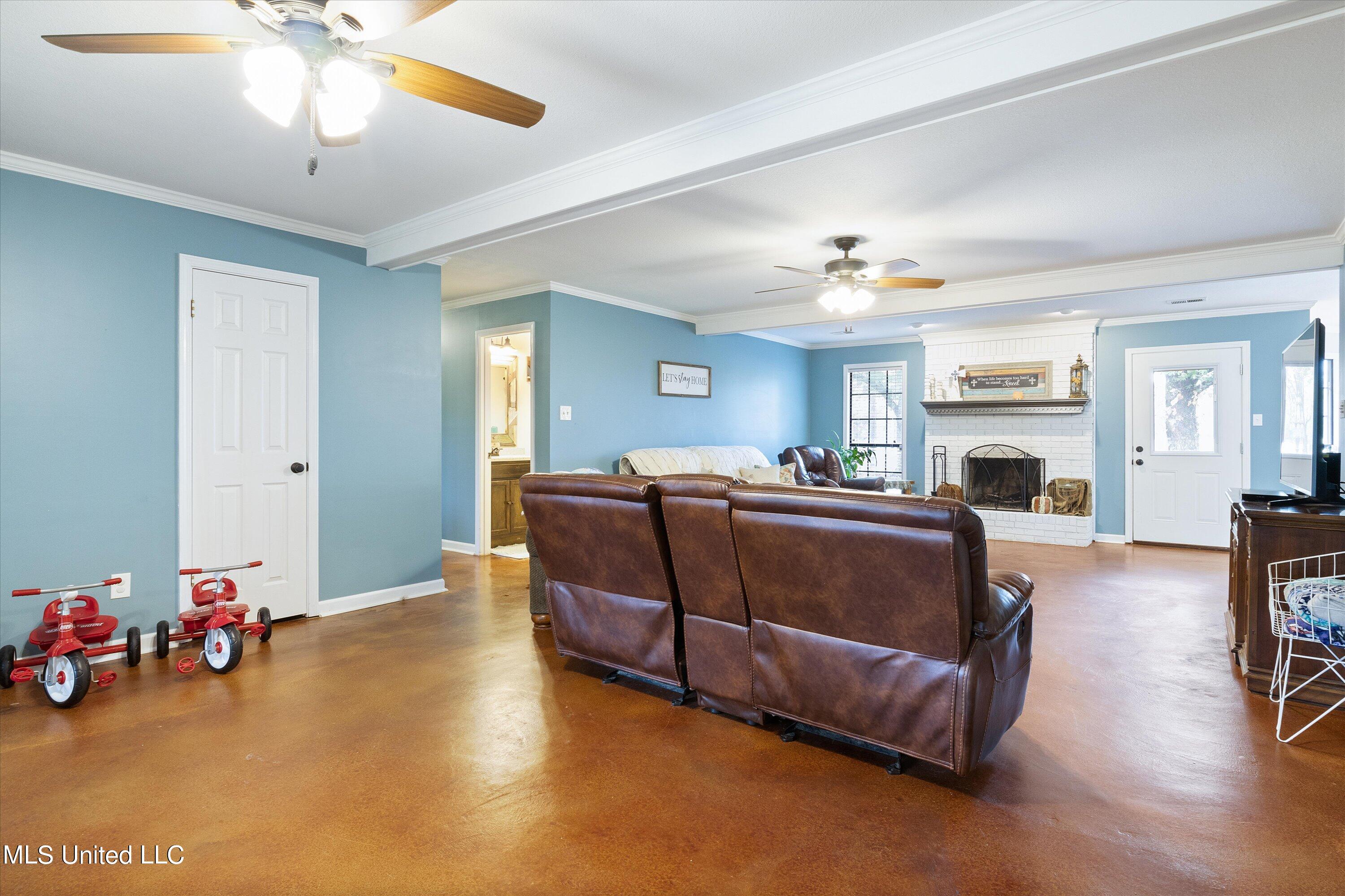 4992 Sycamore Road Coldwater, MS 38618 - Photo 6 of 38 06-IMG_4808-2