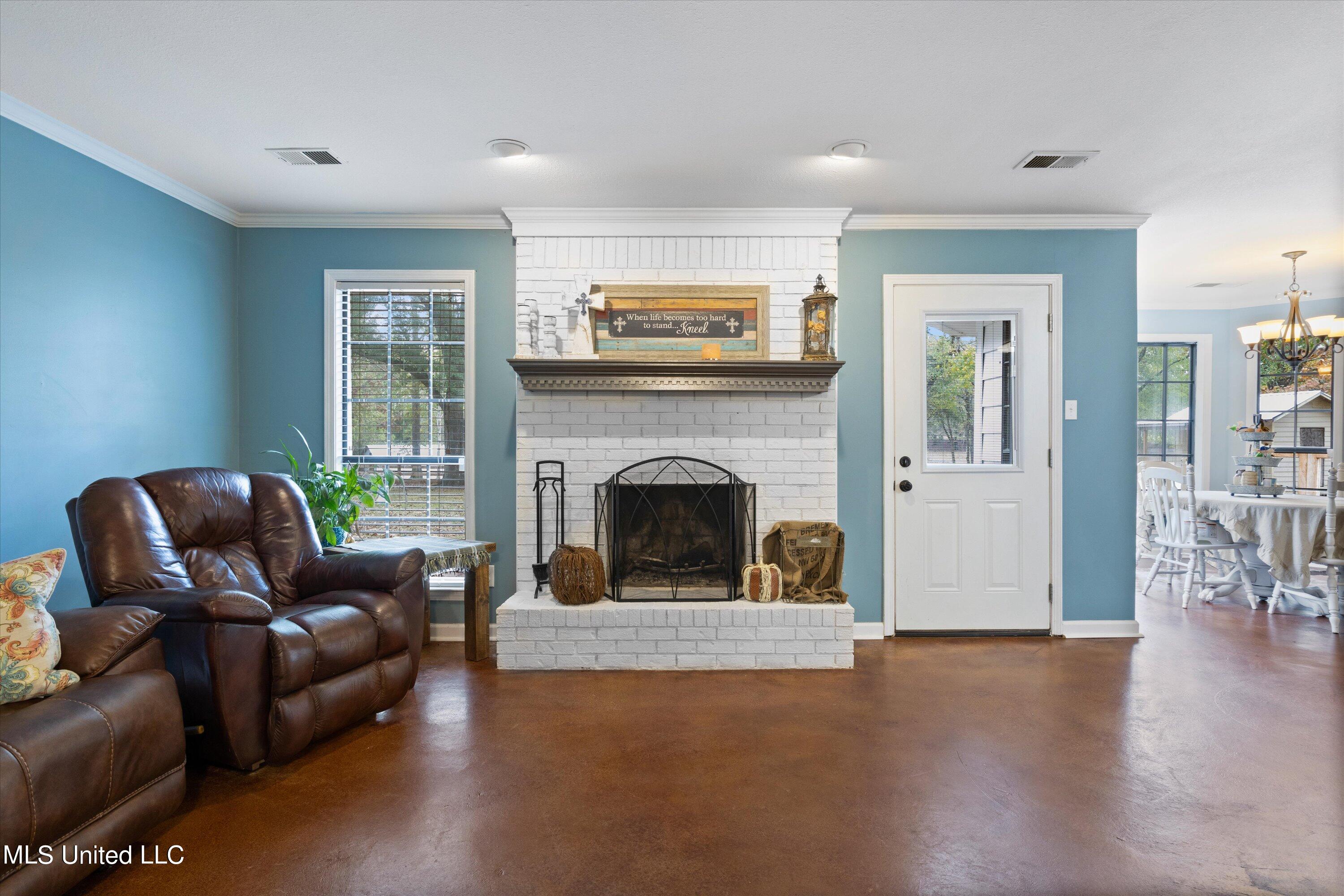 4992 Sycamore Road Coldwater, MS 38618 - Photo 8 of 38 08-IMG_4789-2